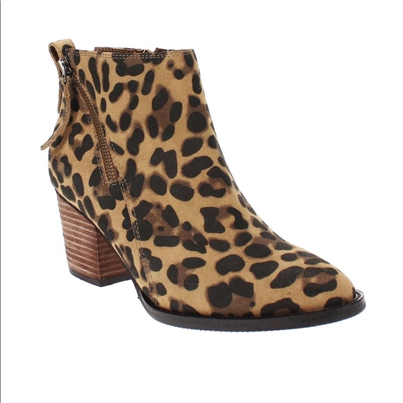 Shoes - Women’s aqua college Nancy waterproof booties